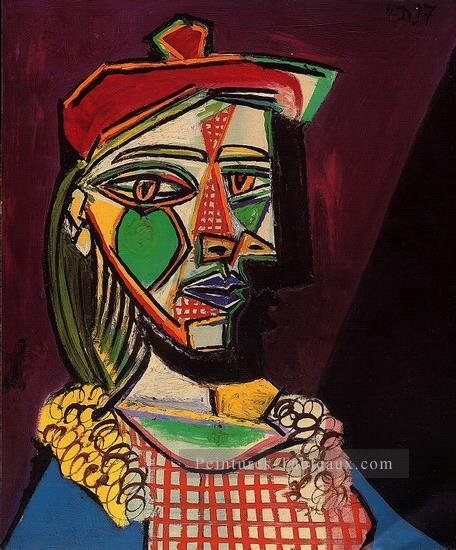 Femme au béret et une robe a carreaux Marie Thérèse Walter 1937 cubiste Pablo Picasso Peintures à l'huile